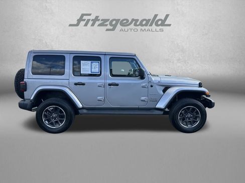 Used 2020 Jeep Wrangler Unlimited Sahara w/ LED Lighting Group image 8