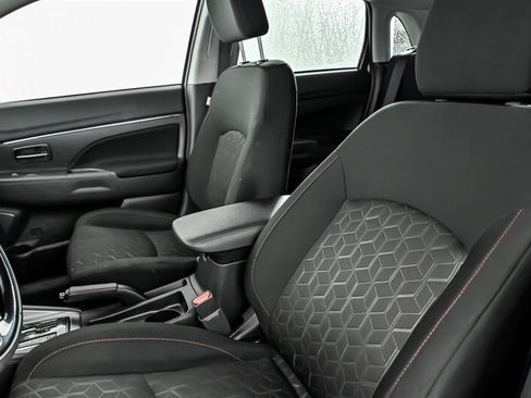 Used 2024 Mitsubishi Outlander Sport AWD image 16