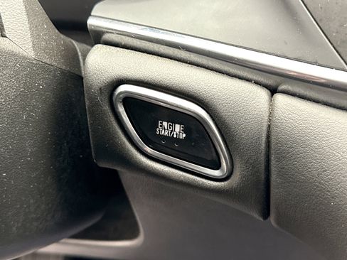 Used 2018 Buick LaCrosse Essence image 20