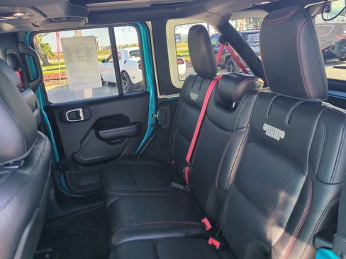 Certified 2020 Jeep Wrangler Unlimited Rubicon w/ Quick Order Package 28Y Recon image 13