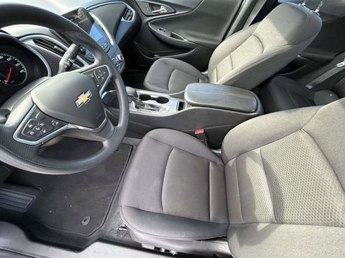 Used 2024 Chevrolet Malibu LT image 10