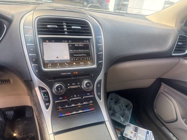 Used 2018 Lincoln MKX Reserve FWD image 9