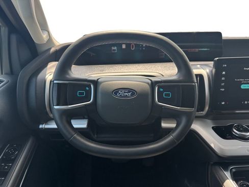 Certified 2025 Ford Expedition Active RWD image 12