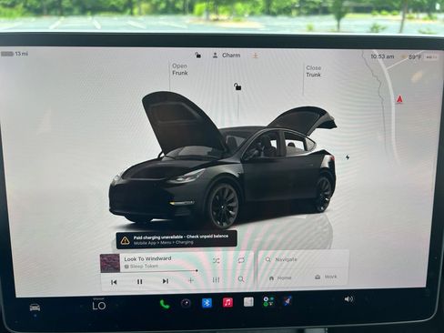 Used 2024 Tesla Model Y 2WD image 31