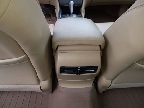 Used 2011 Honda Accord EX-L image 8