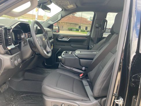 New 2026 Chevrolet Silverado 1500 LT RWD image 18