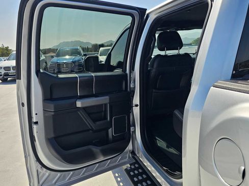 Used 2018 Ford F150 Raptor w/ Equipment Group 802A Luxury AWD/4WD image 15