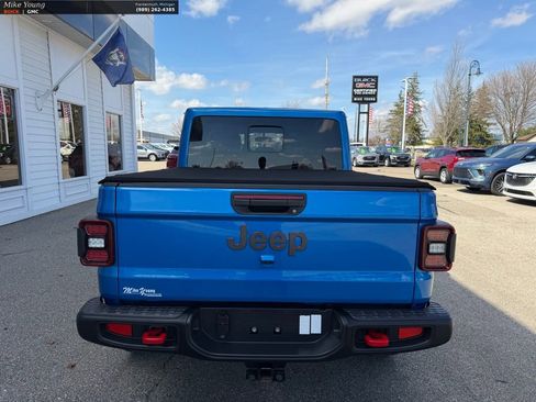 Used 2021 Jeep Gladiator Rubicon w/ LED Lighting Group image 6