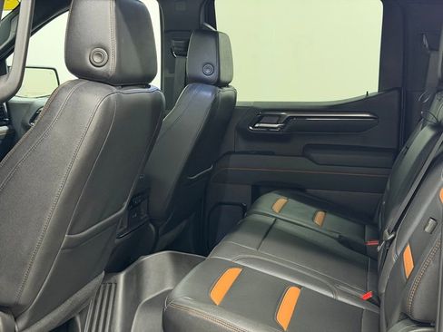 Certified 2025 GMC Sierra 1500 AT4 w/ AT4 Premium Package image 23