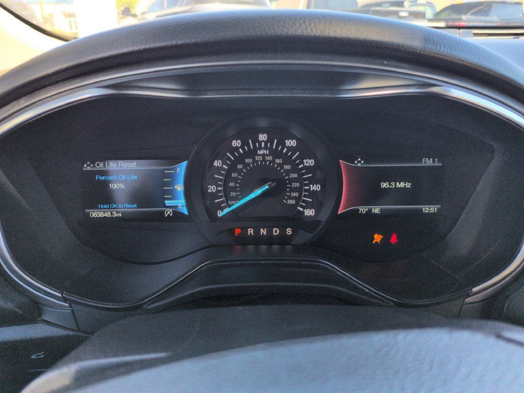 Used 2019 Ford Fusion SE w/ Equipment Group 151A FWD image 15