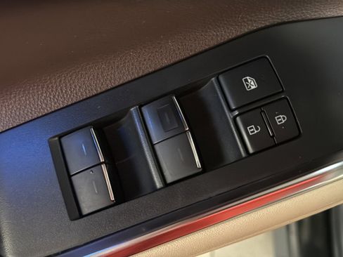 Used 2020 Toyota Highlander Limited AWD/4WD image 15