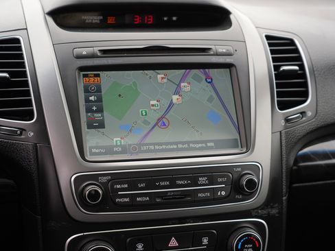 Used 2014 Kia Sorento SX w/ 3rd Row Package image 21