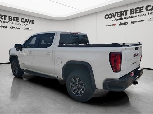 Used 2025 GMC Sierra 1500 AT4X image 7