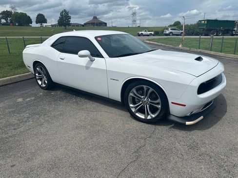 Used 2021 Dodge Challenger R/T RWD image 3
