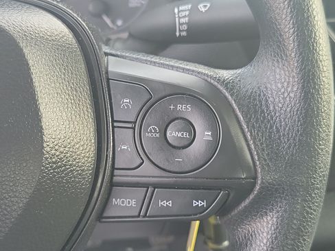 Certified 2025 Toyota Corolla LE FWD image 24
