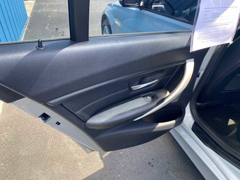 Used 2013 BMW 328i xDrive Sedan image 28