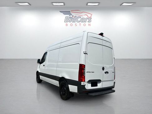 Used 2023 Mercedes-Benz Sprinter 2500 image 6