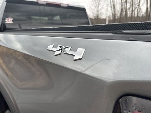 Used 2021 GMC Sierra 1500 Elevation w/ LPO, Elevation Black Package image 4