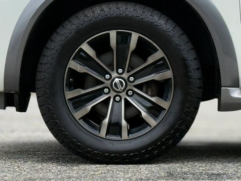 Used 2017 Nissan Armada Platinum RWD image 31
