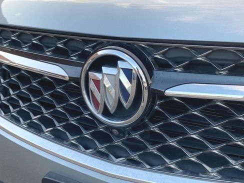 Used 2023 Buick Envision Avenir AWD/4WD image 32