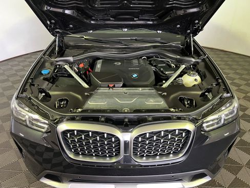 Used 2025 BMW X4 xDrive30i AWD/4WD image 33