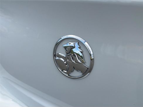 Used 2015 Chevrolet SS RWD image 36