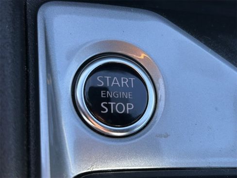 Used 2025 Nissan Altima 2.5 SV image 23