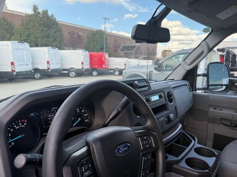 New 2026 Ford E-350 and Econoline 350 Super Duty w/ Power Equipment Group image 10