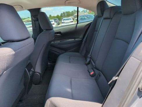 Used 2025 Toyota Corolla LE w/ Convenience Package FWD image 29