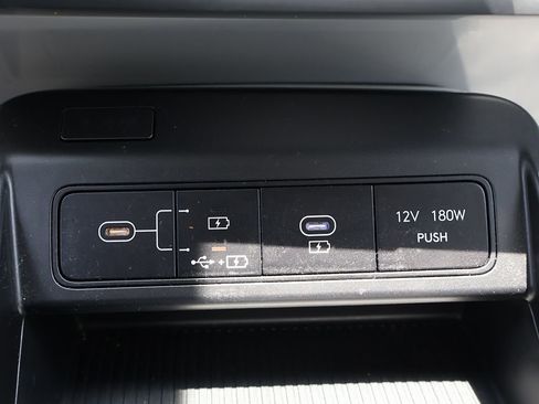 Used 2024 Hyundai Kona SEL FWD image 52