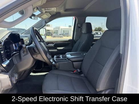 Used 2025 Chevrolet Silverado 2500 LT w/ Convenience Package AWD/4WD image 31