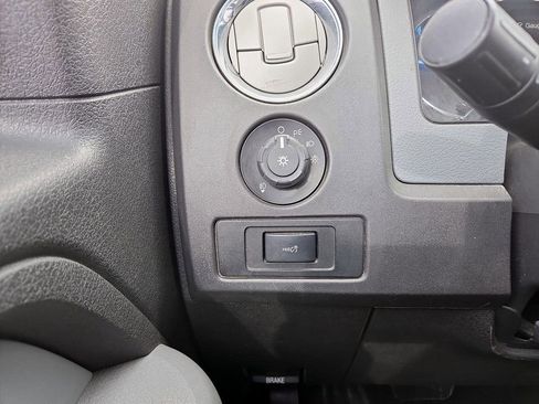 Used 2011 Ford F150 XLT w/ XLT Chrome Pkg image 18