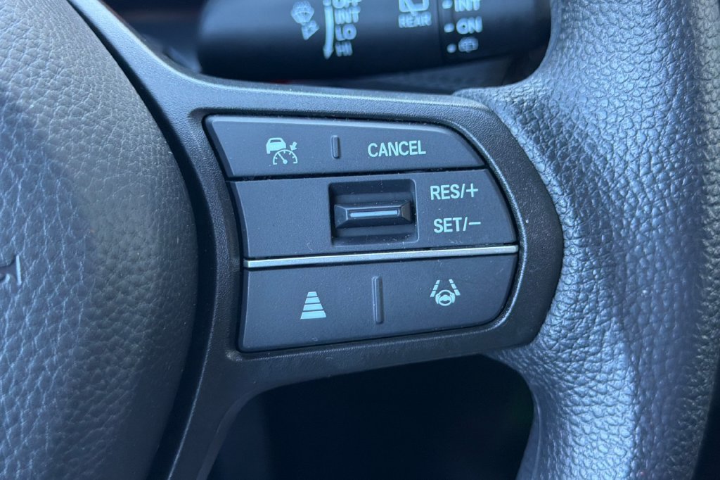 Certified 2026 Honda HR-V LX image 29