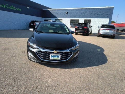 Used 2020 Chevrolet Malibu LT image 8