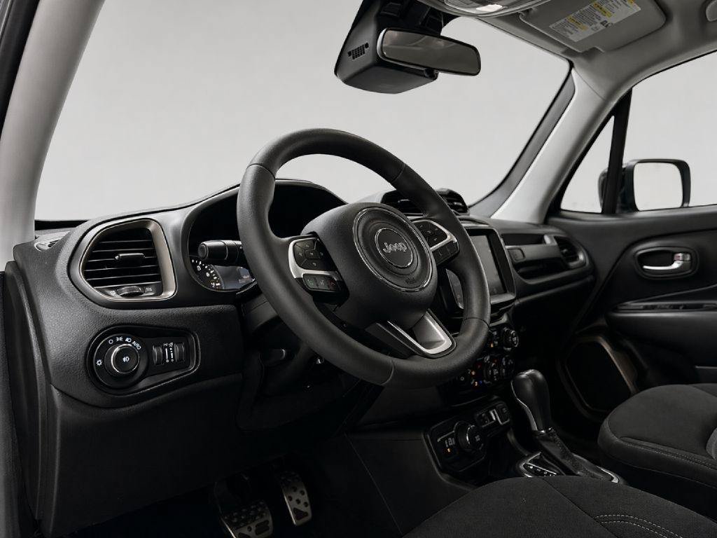 Used 2023 Jeep Renegade Latitude AWD/4WD image 36