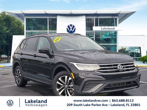 Used 2023 Volkswagen Tiguan S FWD image 1