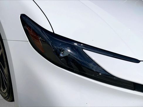 Used 2025 Toyota Camry SE FWD image 26