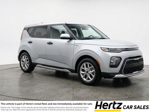 Used 2025 Kia Soul LX w/ LX Technology Package FWD image 1