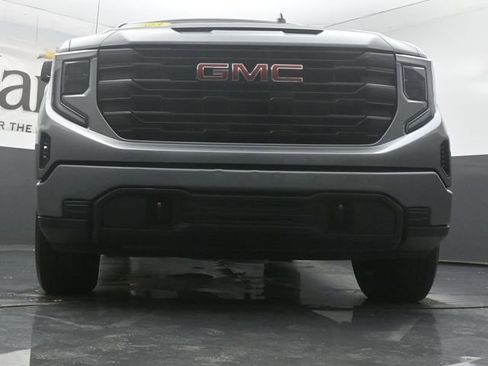 Used 2023 GMC Sierra 1500 Pro w/ Graphite Edition image 4