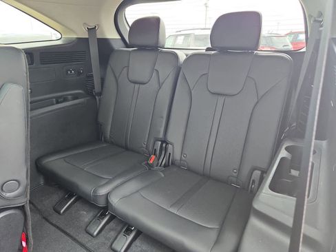 Certified 2023 Kia Sorento EX w/ Panoramic Sunroof Package image 36