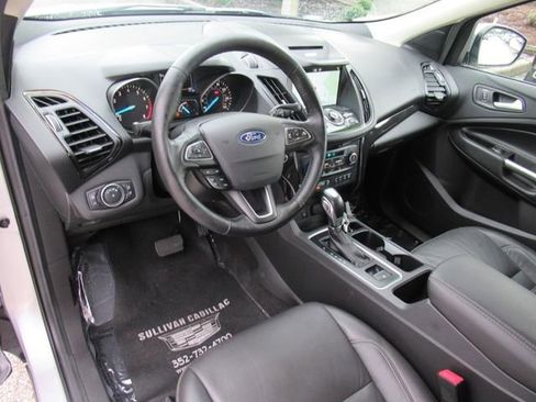 Used 2018 Ford Escape Titanium image 16