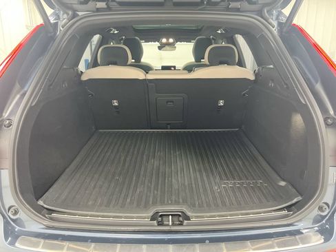 Used 2026 Volvo XC60 B5 Plus AWD/4WD image 24
