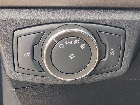 Used 2020 Ford Fusion SE FWD image 17