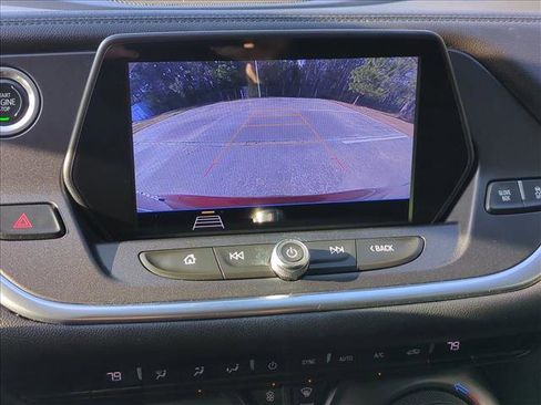 Used 2019 Chevrolet Blazer LT image 13