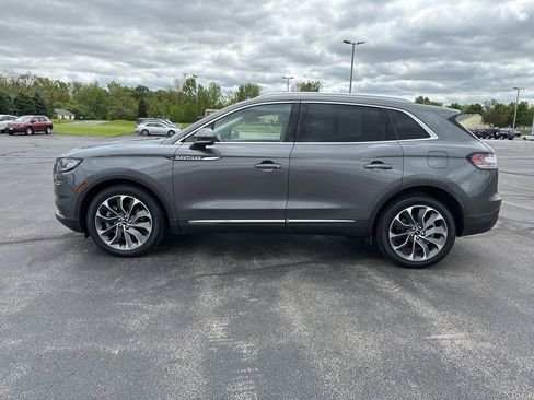 Used 2023 Lincoln Nautilus Reserve AWD/4WD image 6