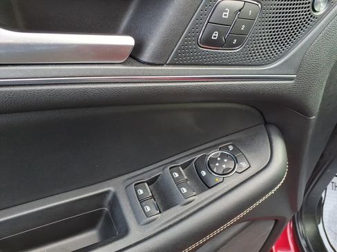 Used 2020 Ford Edge ST w/ Cold Weather Package image 15