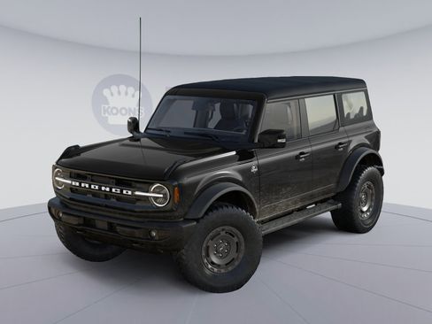 New 2025 Ford Bronco Outer Banks w/ Sasquatch Package image 1