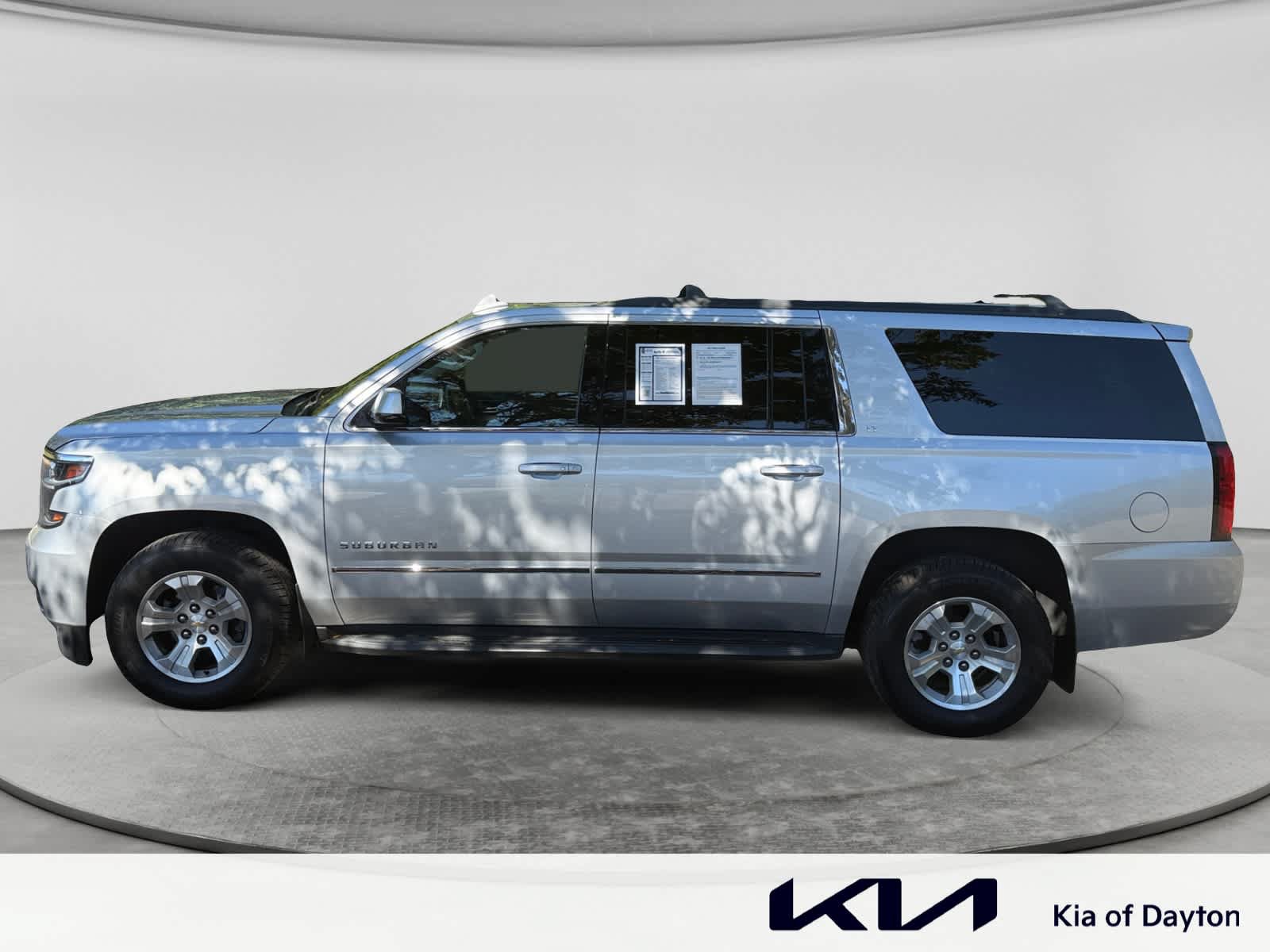 Used 2017 Chevrolet Suburban LT AWD/4WD image 8