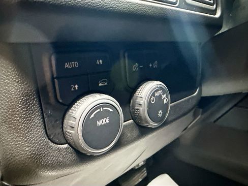 Used 2022 Chevrolet Tahoe LT image 10