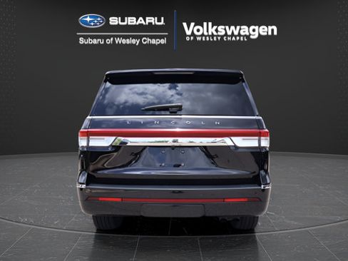Used 2024 Lincoln Navigator Reserve AWD/4WD image 7